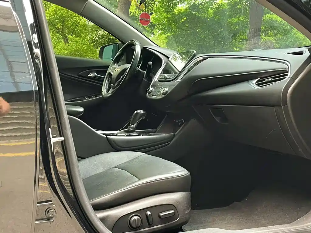 Malibu XL 535 T CVT Sharp Dynamic