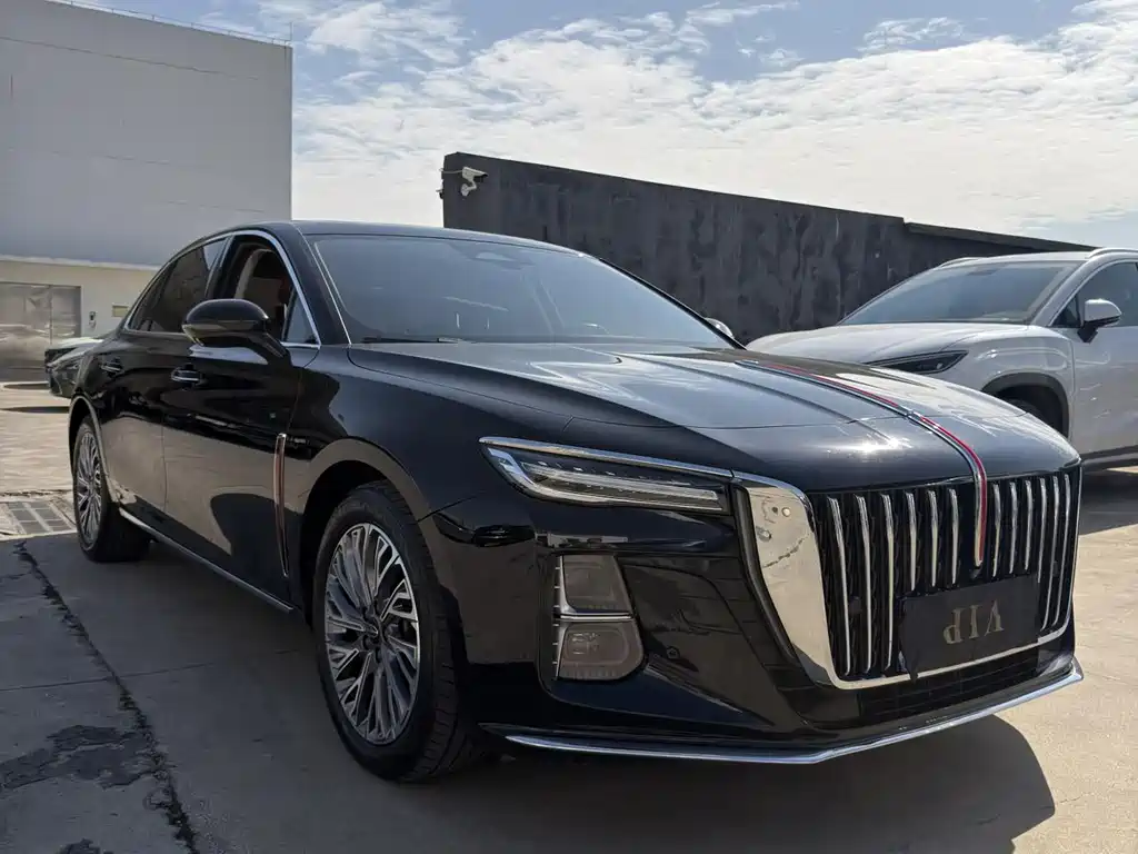 Hongqi H5 2.0 T Auto Connected Flagship