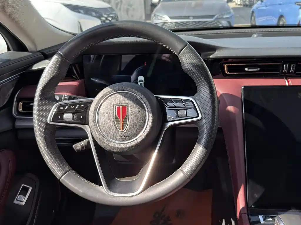 Hongqi H5 2.0 T Auto Connected Flagship