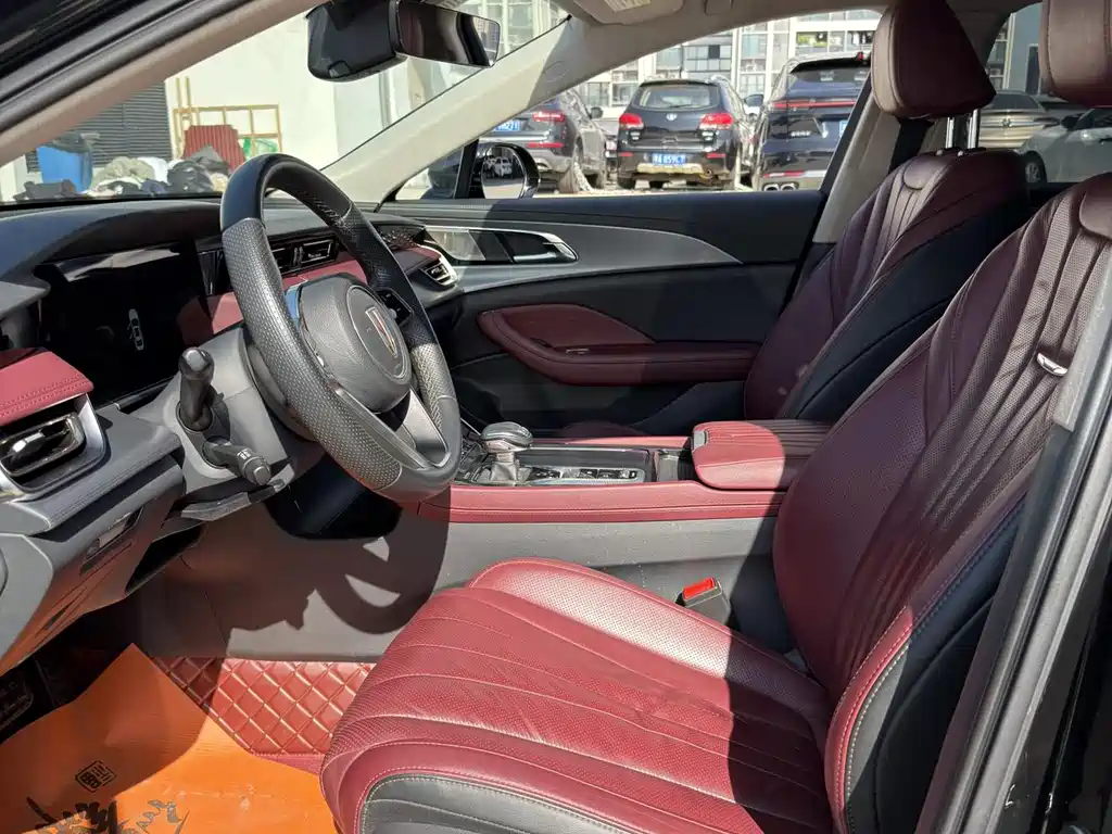Hongqi H5 2.0 T Auto Connected Flagship
