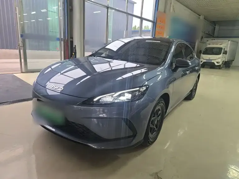 BYD Seal 05 DM-i DM-i Smart Drive 55 KM Luxury