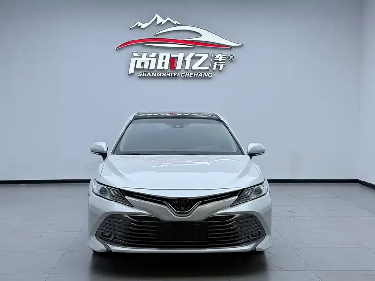 Toyota Camry 2.5 G Luxury CN-VI