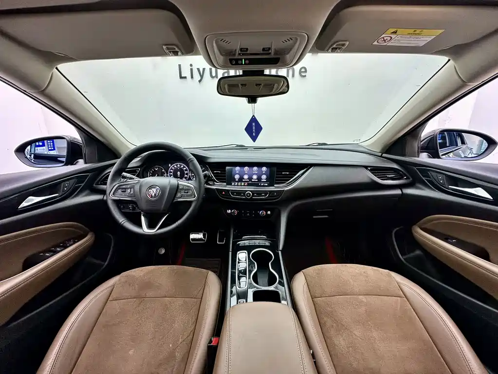 Regal 552 T Luxury