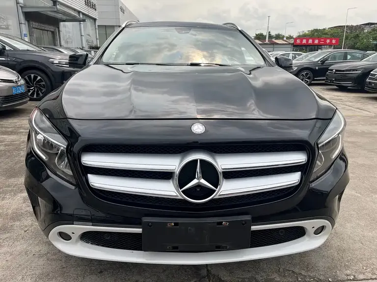 Mercedes-Benz GLA GLA 200 Dynamic