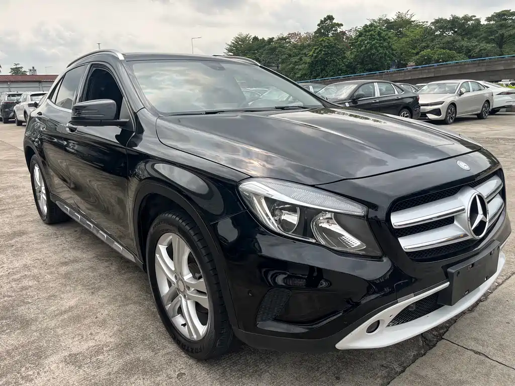 Mercedes-Benz GLA GLA 200 Dynamic