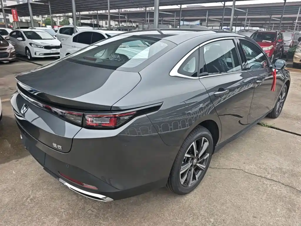 Eado Blue Whale 1.5 T 500 Bar Distinguished