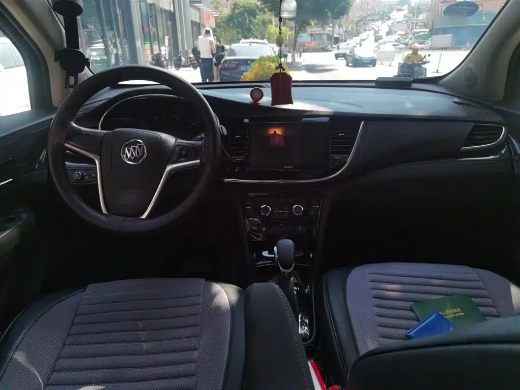 Encore 18 T Auto 2 WD Urban Leading