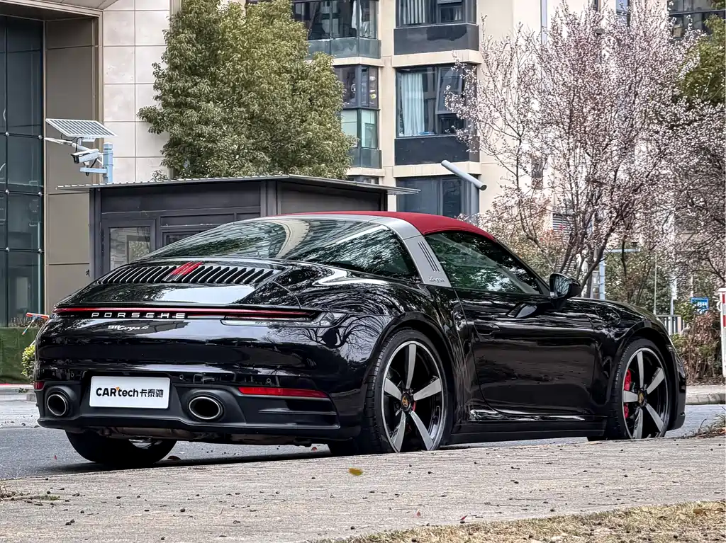 Porsche 911 Targa 4 3.0 T