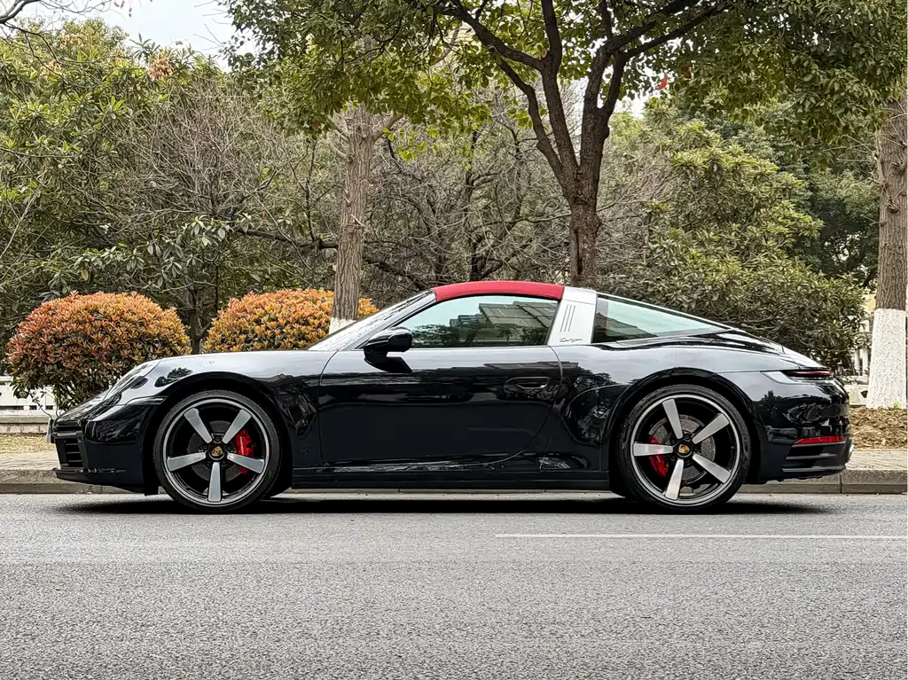 Porsche 911 Targa 4 3.0 T