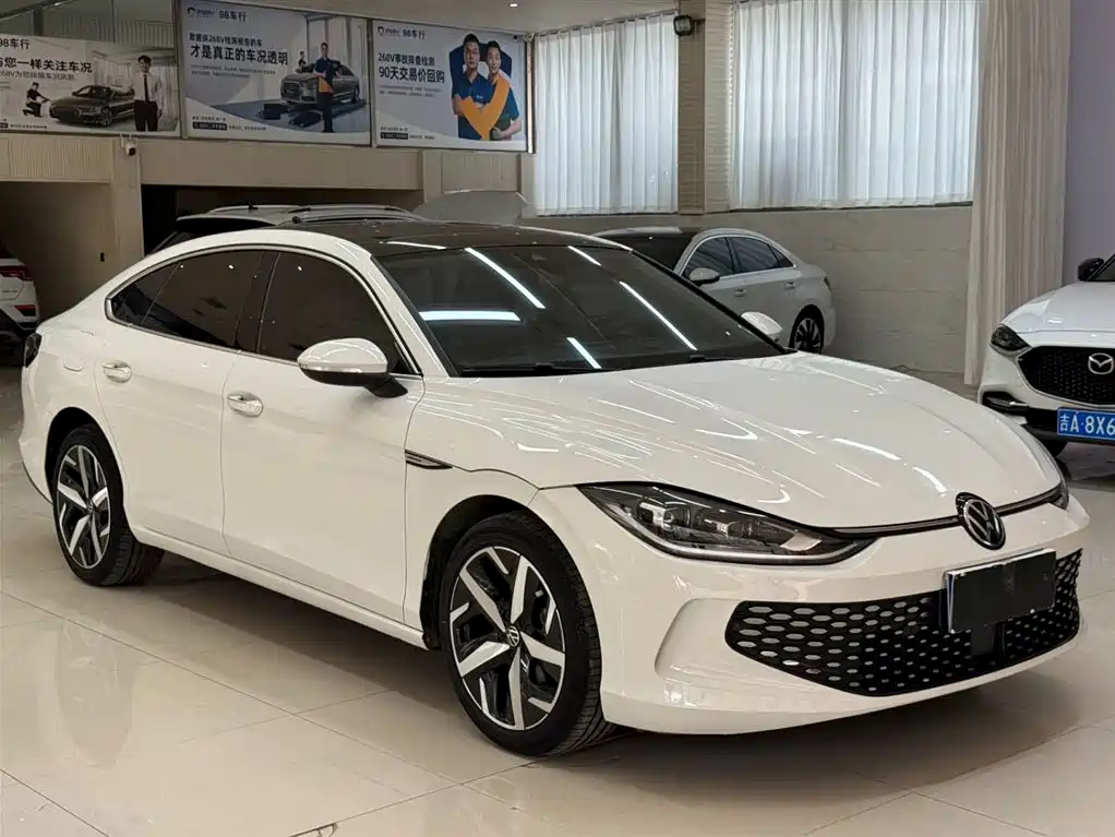 Lamando Lamando L 280 TSI DSG Spicy Cool