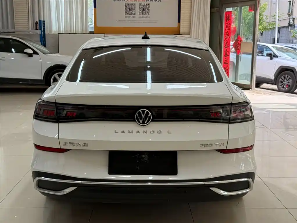 Lamando Lamando L 280 TSI DSG Spicy Cool