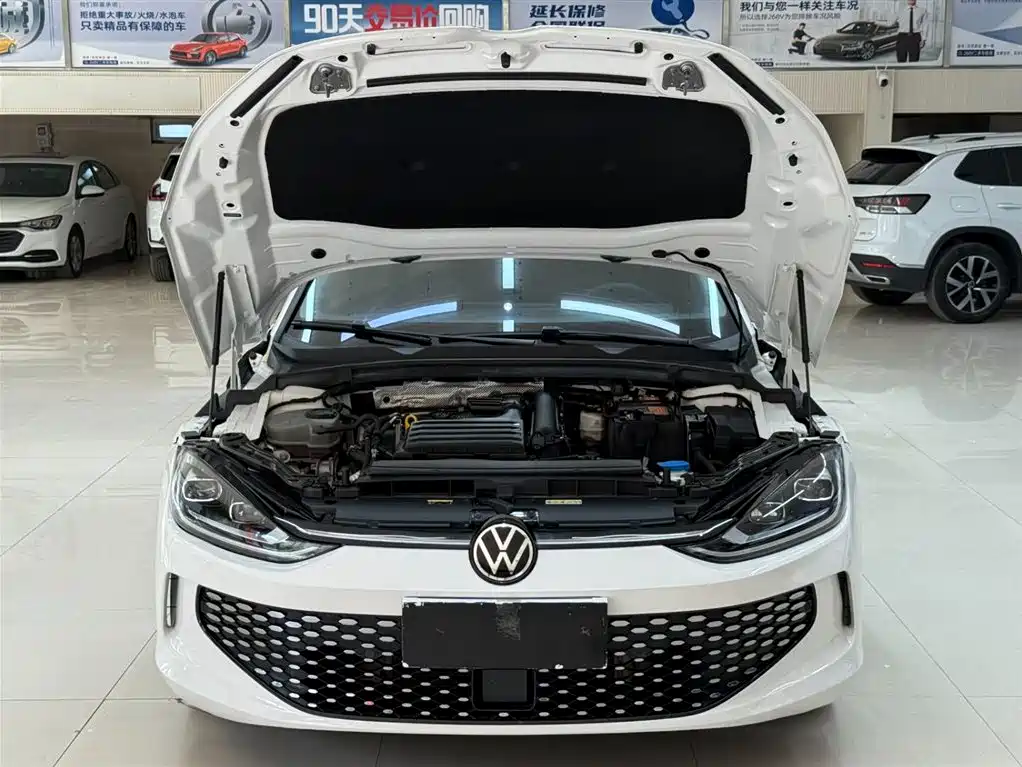 Lamando Lamando L 280 TSI DSG Spicy Cool