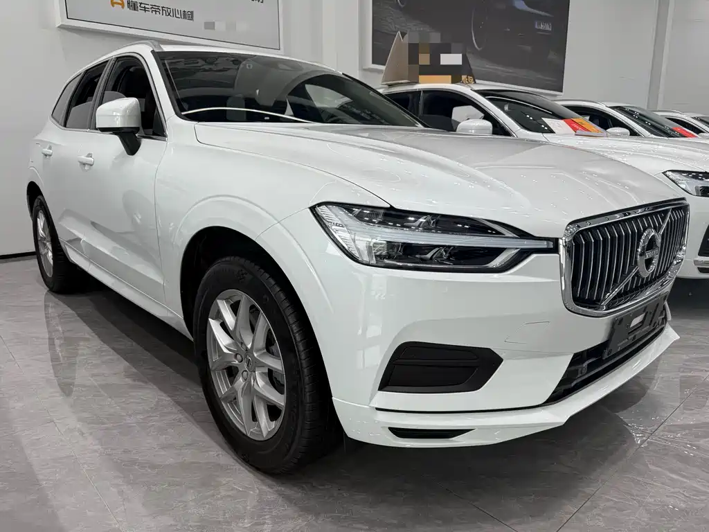 Volvo XC60 T5 4 WD Smart Ease CN-V
