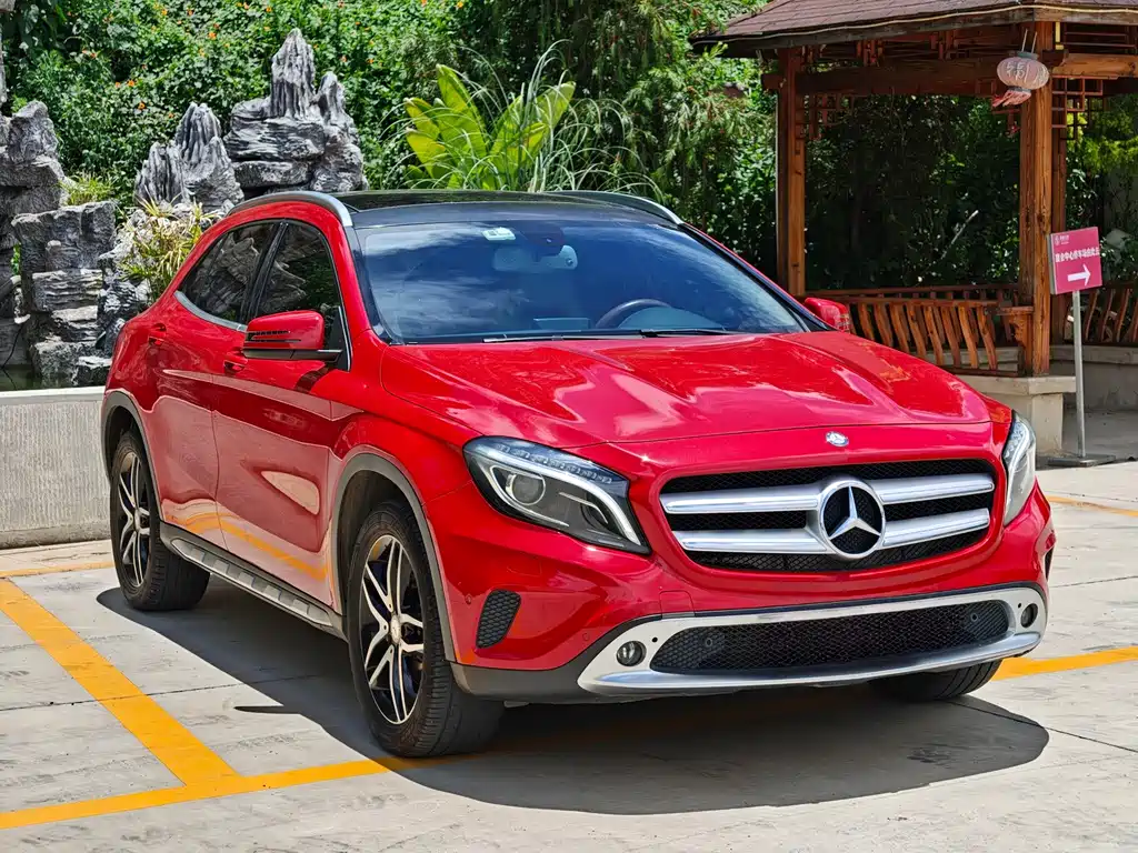 Mercedes-Benz GLA GLA 200 Fashion