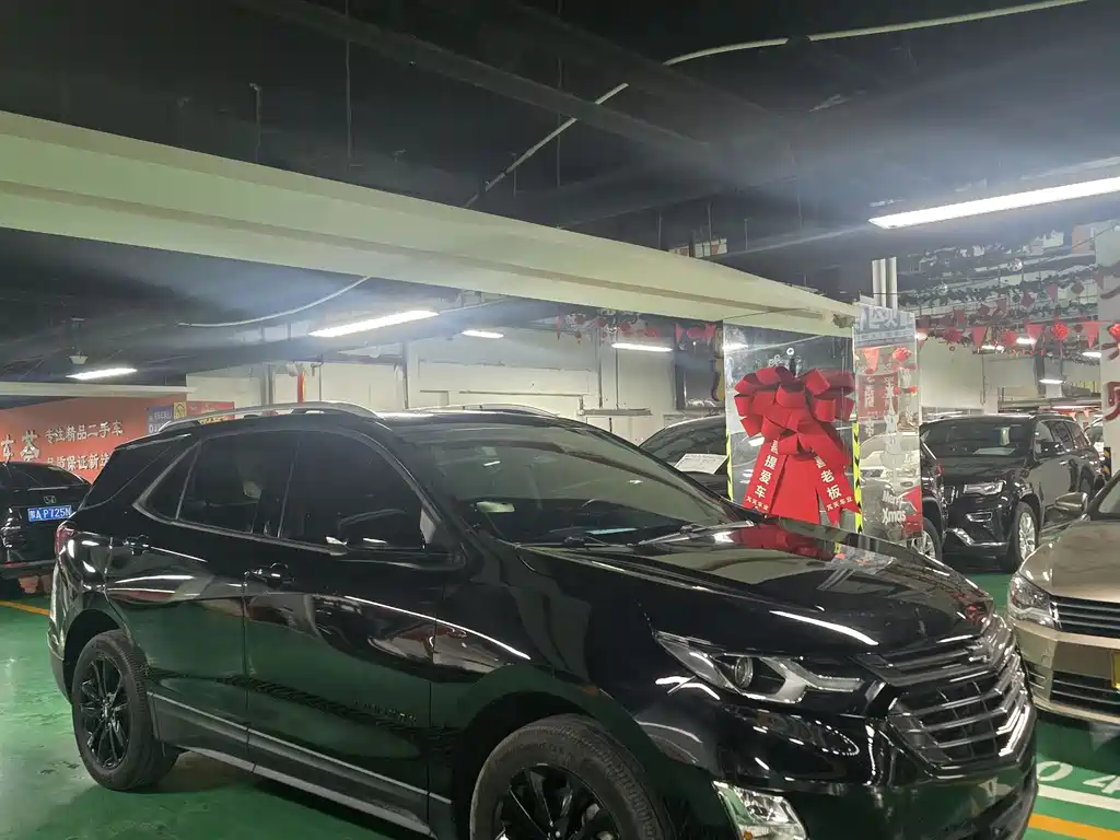 Equinox 探界者 2018款 RS 550 T 自动四驱拓界版
