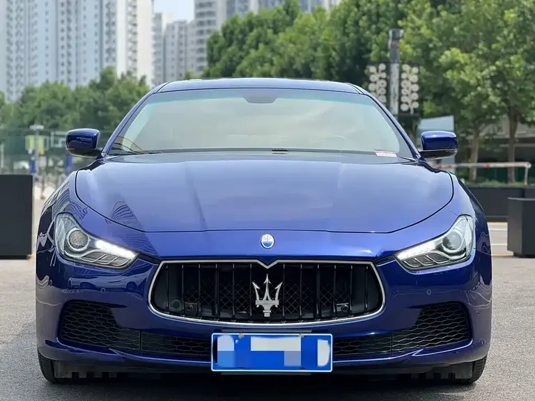 Maserati Ghibli 3.0 T Standard