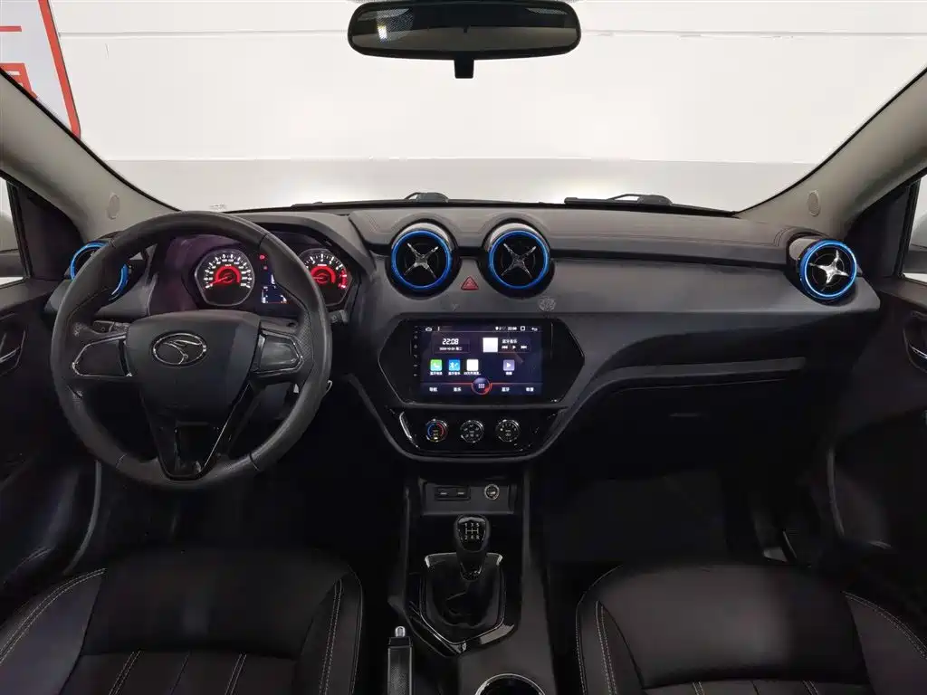 Soueast DX3 东南DX3 2022款 1.5 L 手动豪华型