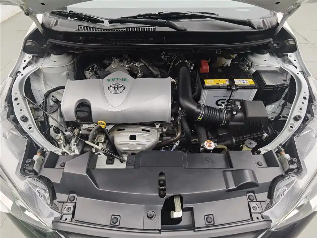 YARiS L Zhixuan 1.5 L CVT Leading