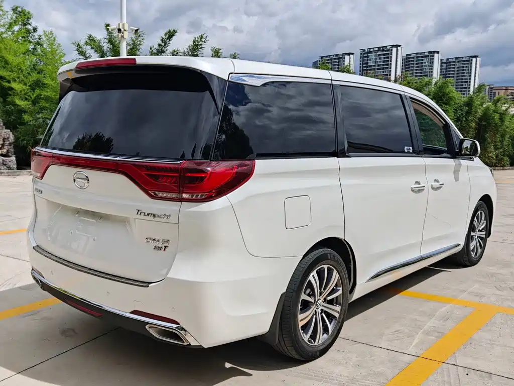 GAC Trumpchi M8 320 T Supreme