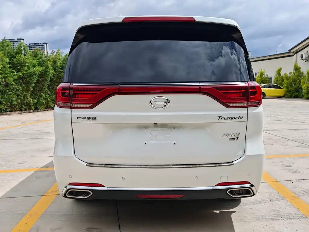 GAC Trumpchi M8 320 T Supreme