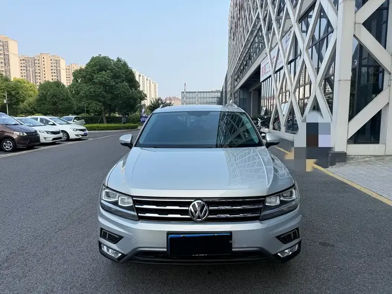 Volkswagen Tiguan L 330 TSI Auto 2 WD Luxury