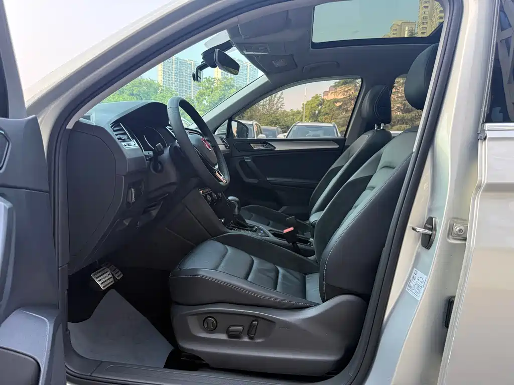 Tiguan L 330 TSI Auto 2 WD Luxury