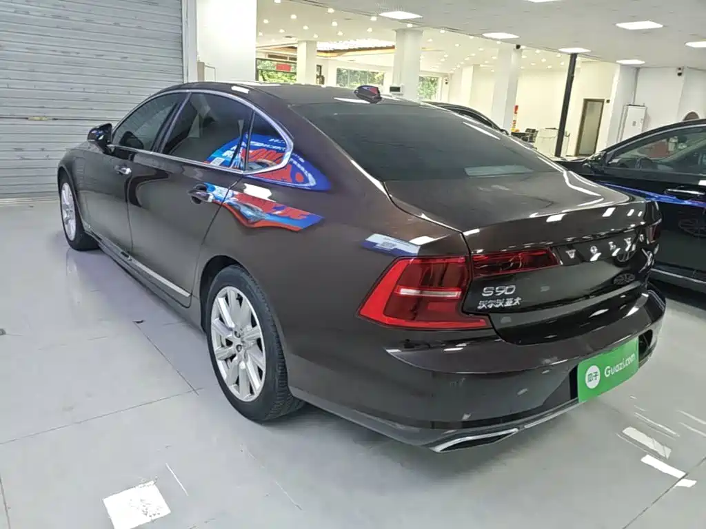 Volvo S90 T5 Smart Ease Luxury