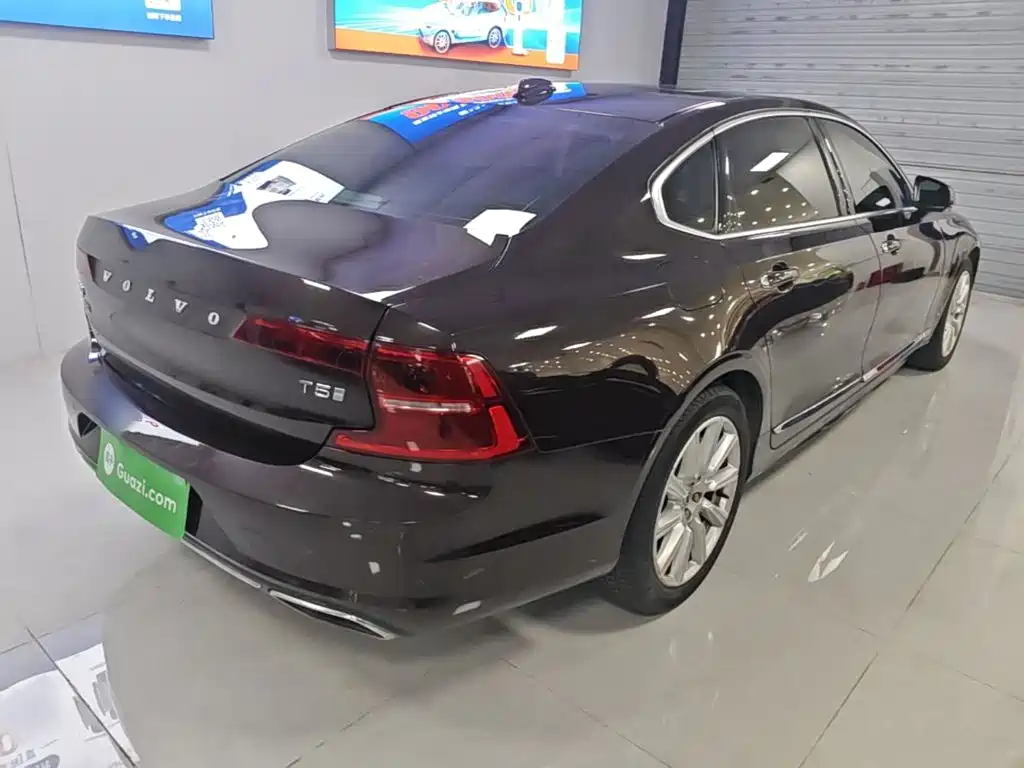 Volvo S90 T5 Smart Ease Luxury