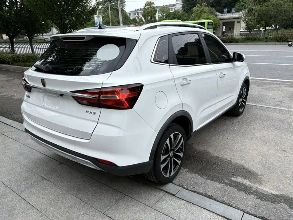 Roewe RX3 荣威RX3 2018款 1.6 L CVT互联网智享版