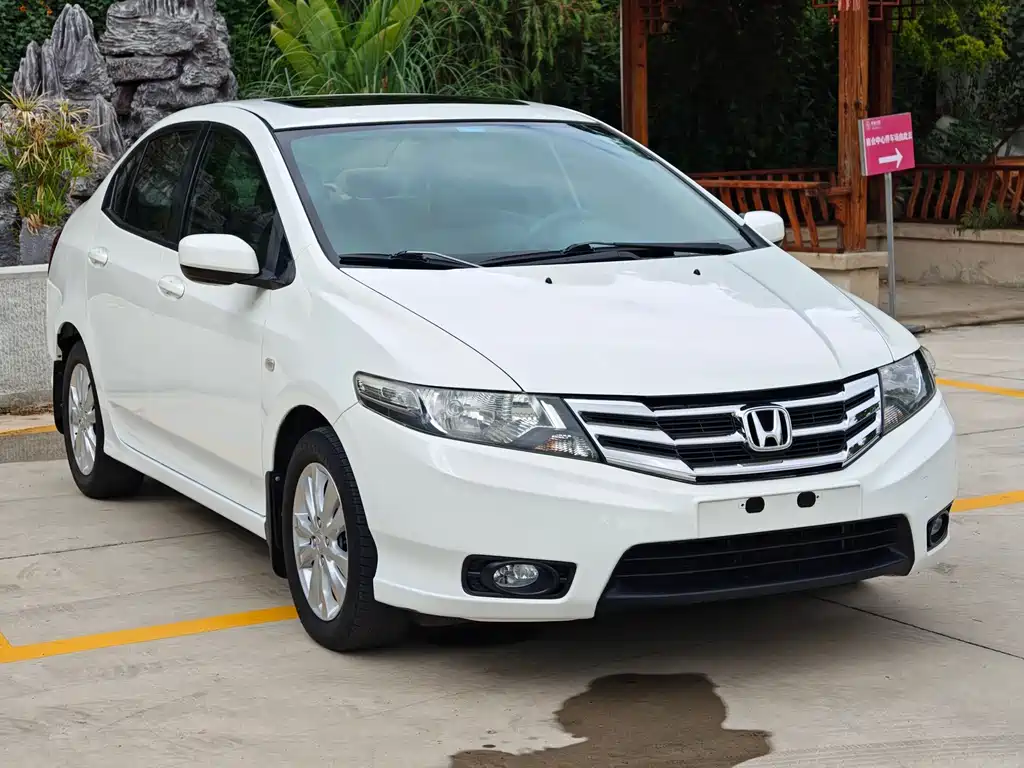 City Classic 1.5 L Auto Elite