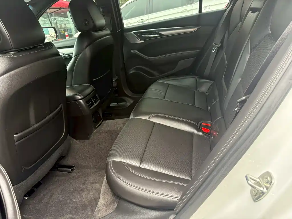 Cadillac CT5 28 T Luxury