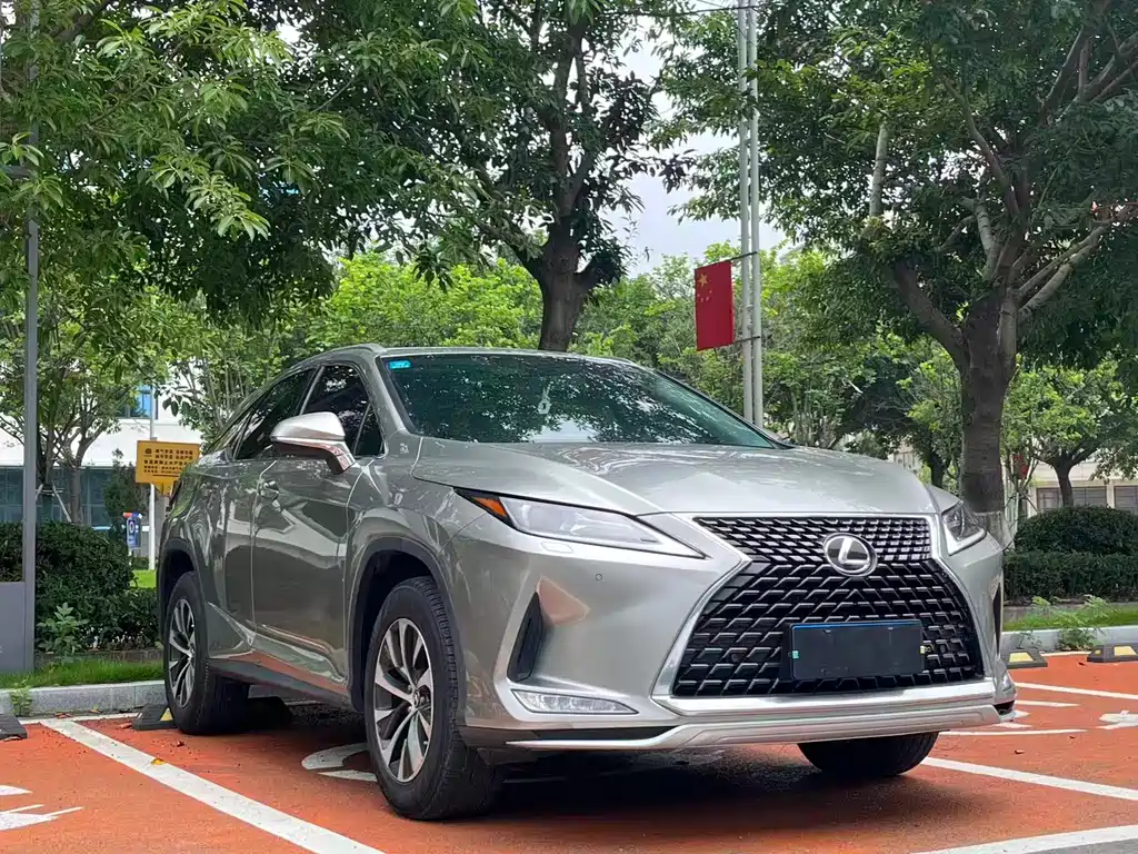 Lexus RX Facelift 300 2 WD Elite