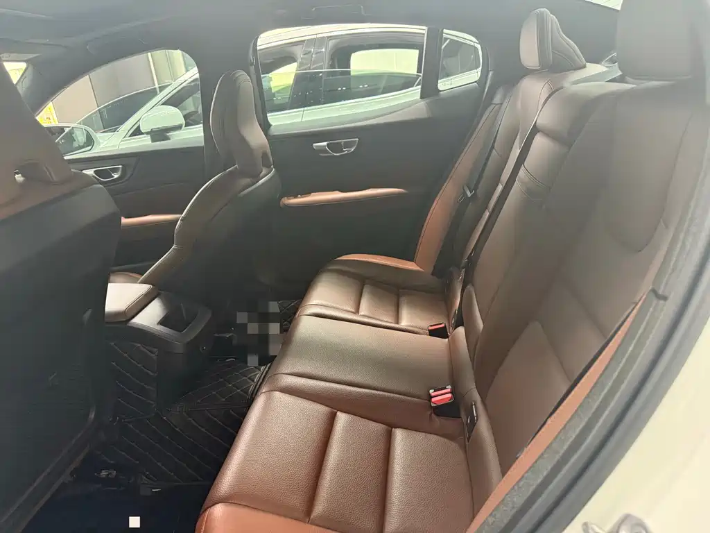 Volvo S60 B4 Smart Ease Luxury