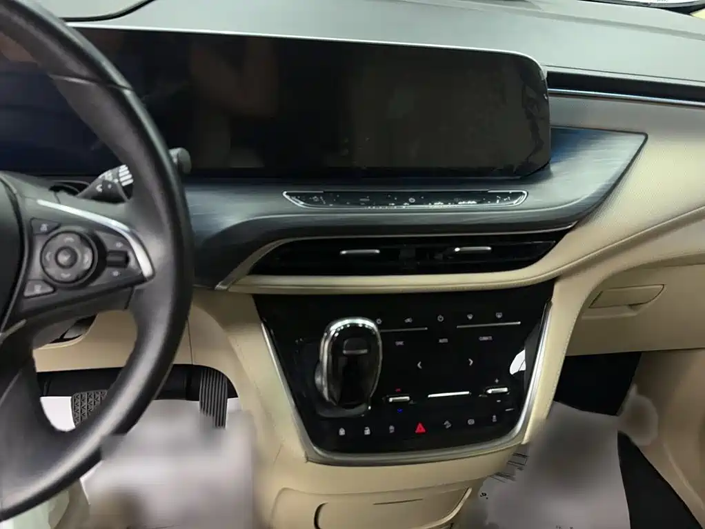 Buick GL8 ES LaCrosse Premium