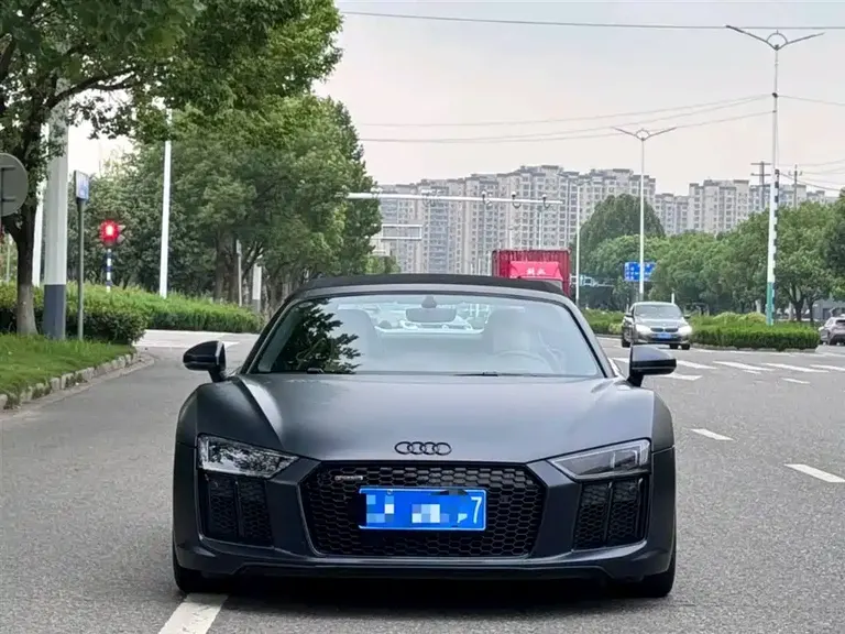 Audi R8 V10 Spyder