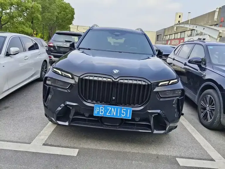 BMW X7 xDrive40 i Premium M Sport Package