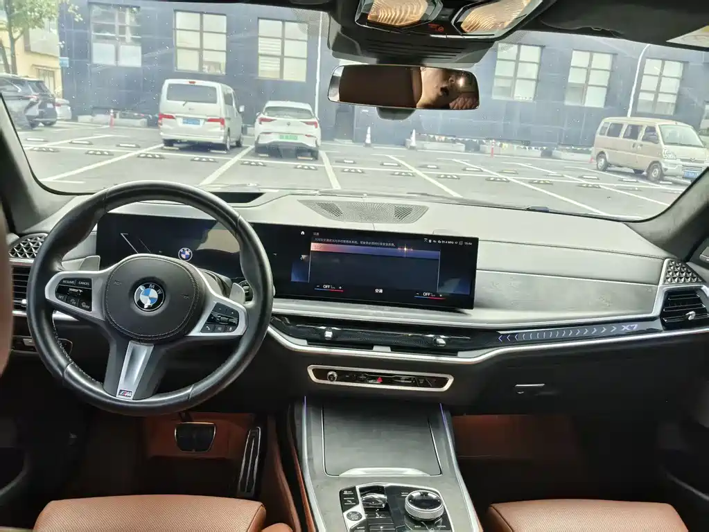 BMW X7 xDrive40 i Premium M Sport Package