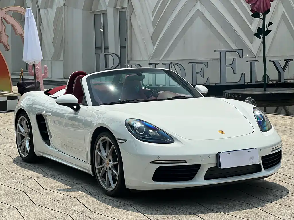 Porsche 718 Boxster 2.0 T