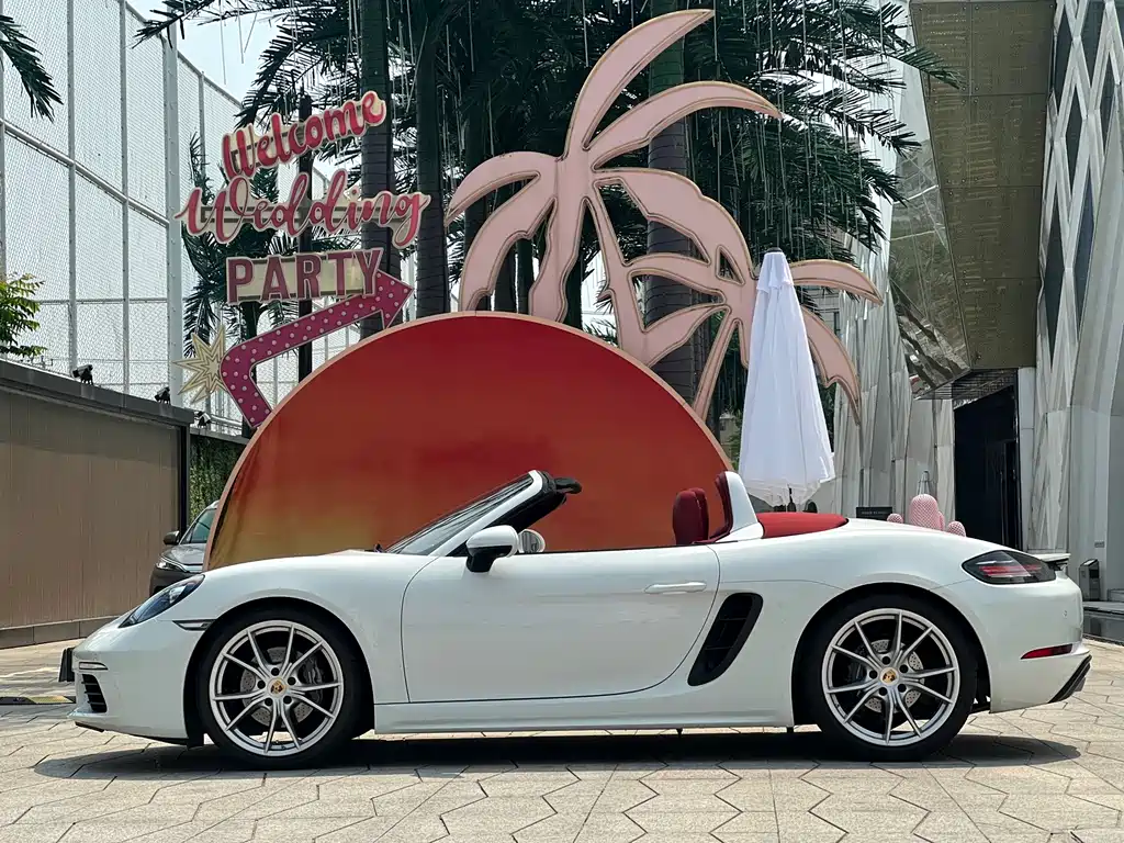 Porsche 718 Boxster 2.0 T