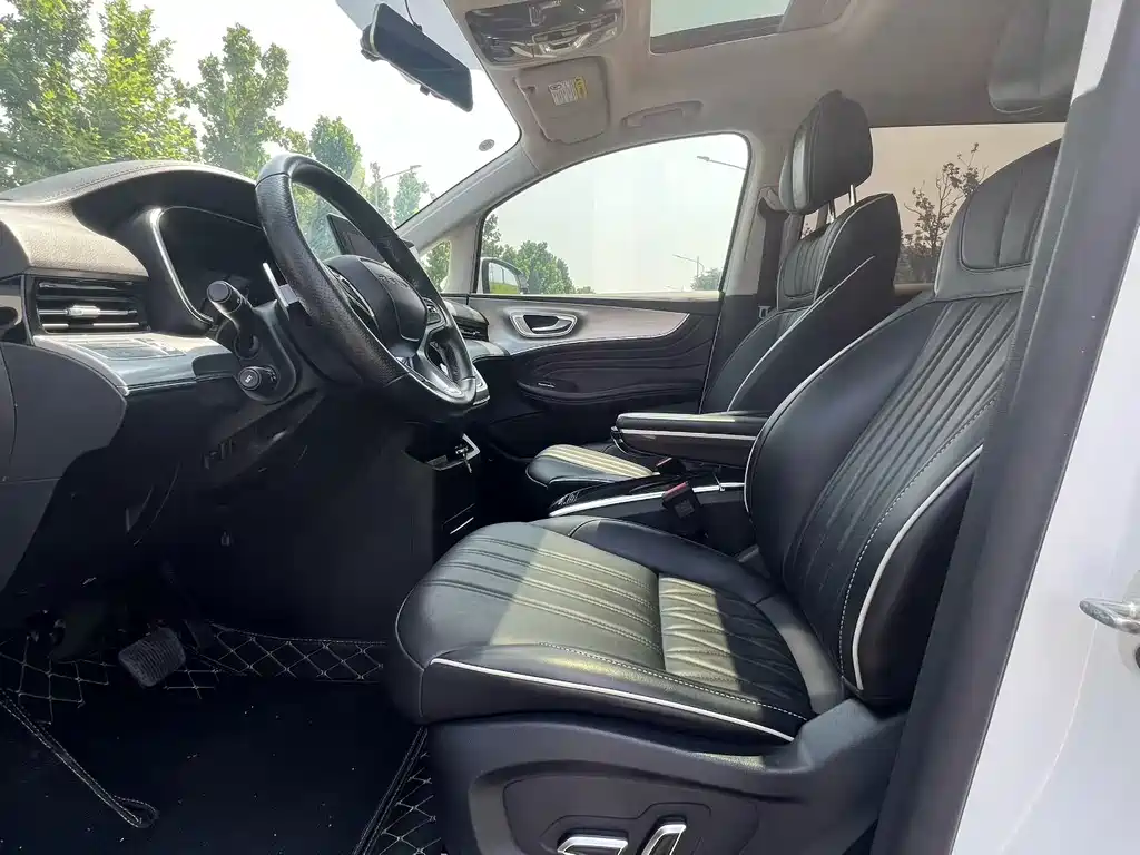 Roewe iMAX8 400 TGI Supreme Series LaCrosse