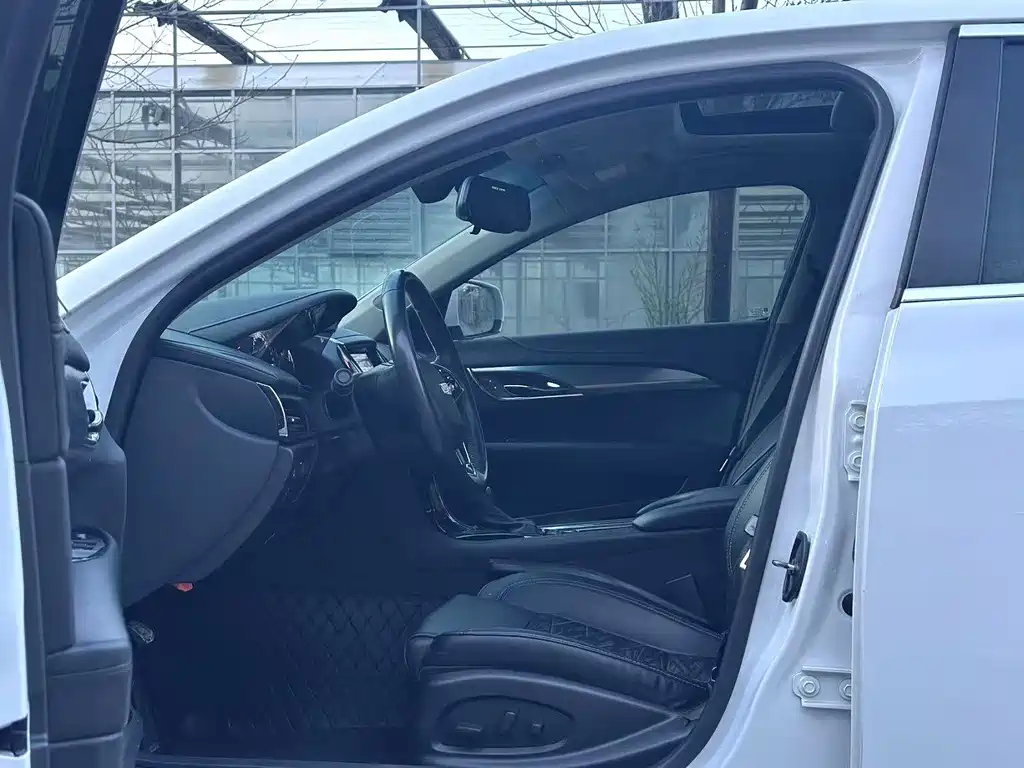 Cadillac ATS-L 28 T Tech