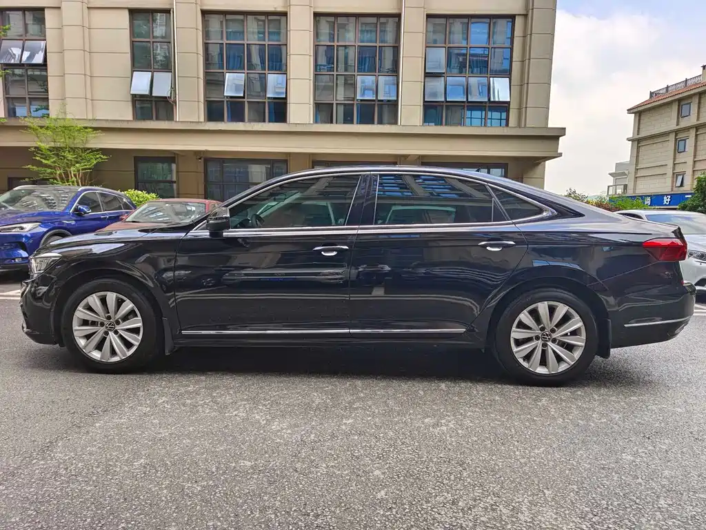 Passat 330 TSI Elite