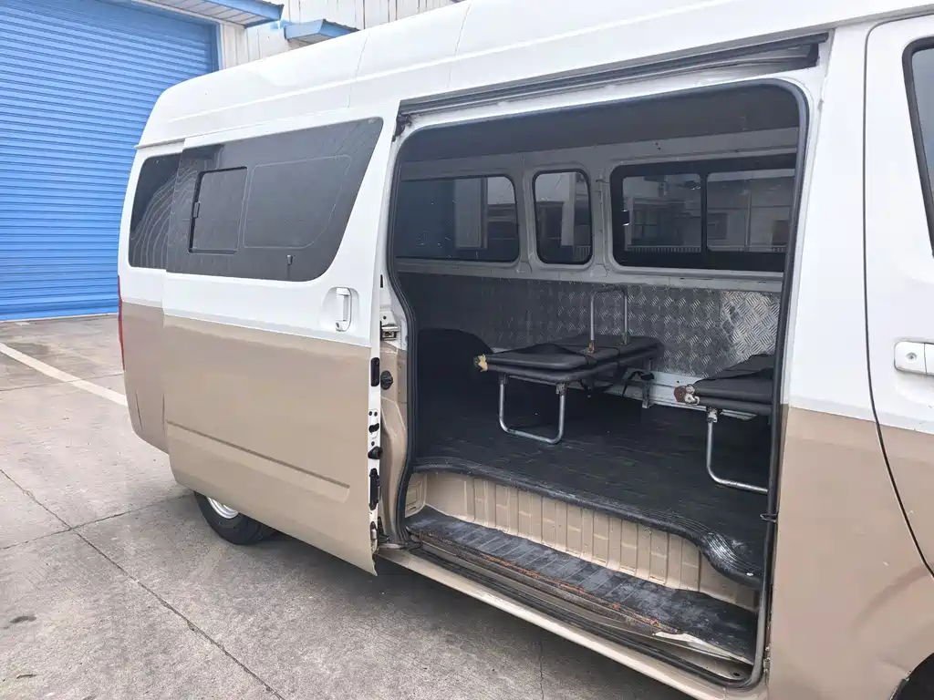 Fengjing G7 2.0 L LWB Commercial Cargo Van High Roof 6-seat4 Q20 M