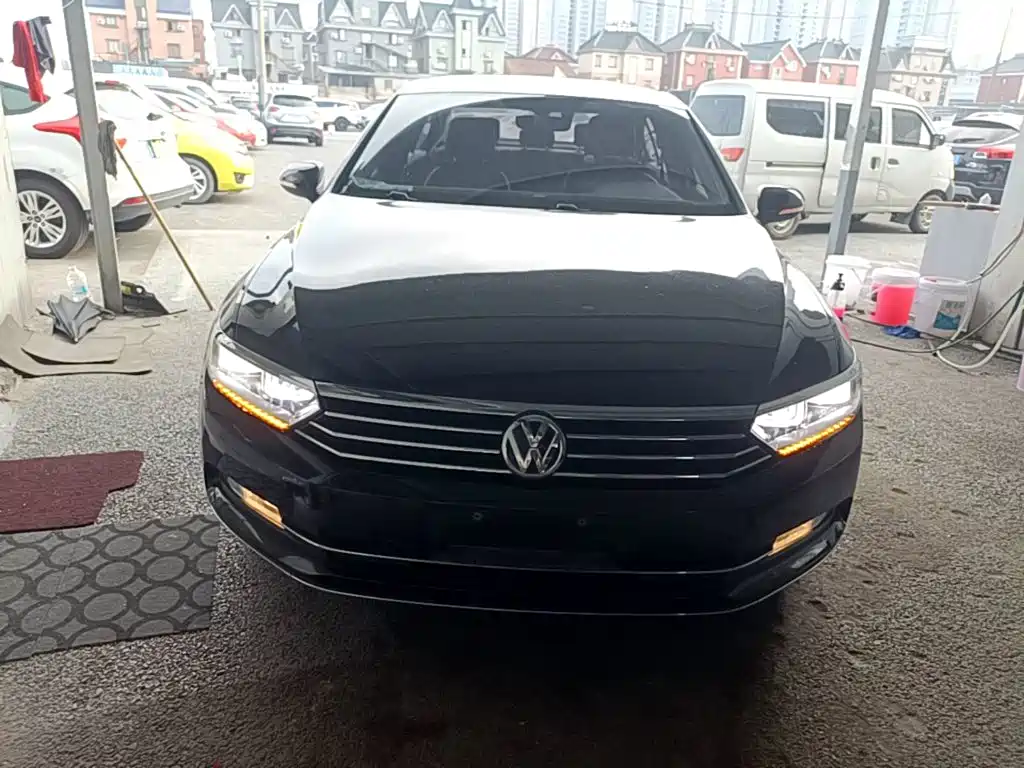 Magotan 330 TSI DSG Luxury