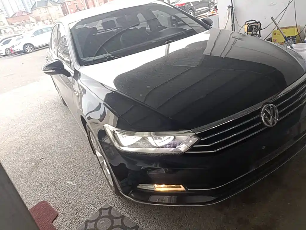 Magotan 330 TSI DSG Luxury
