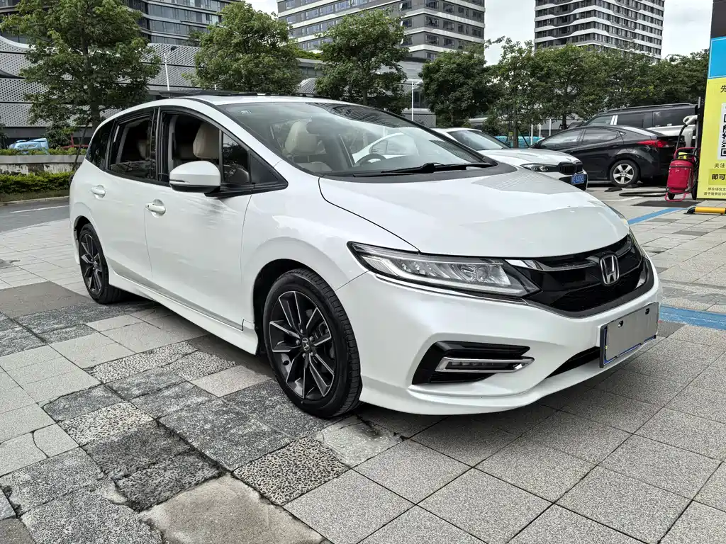 Jade 1.8 L Auto Comfort