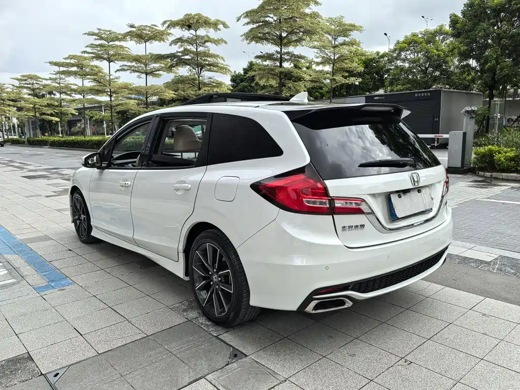 Jade 1.8 L Auto Comfort