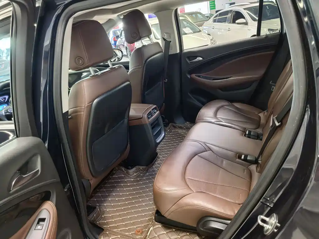 Envision Plus 20 T 2 WD Luxury