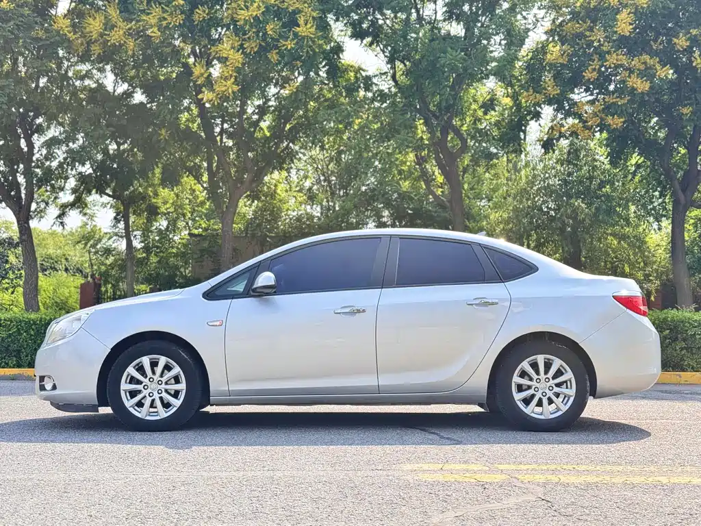 Excelle GT 英朗 2011款 GT 1.8 L 自动时尚版真皮款
