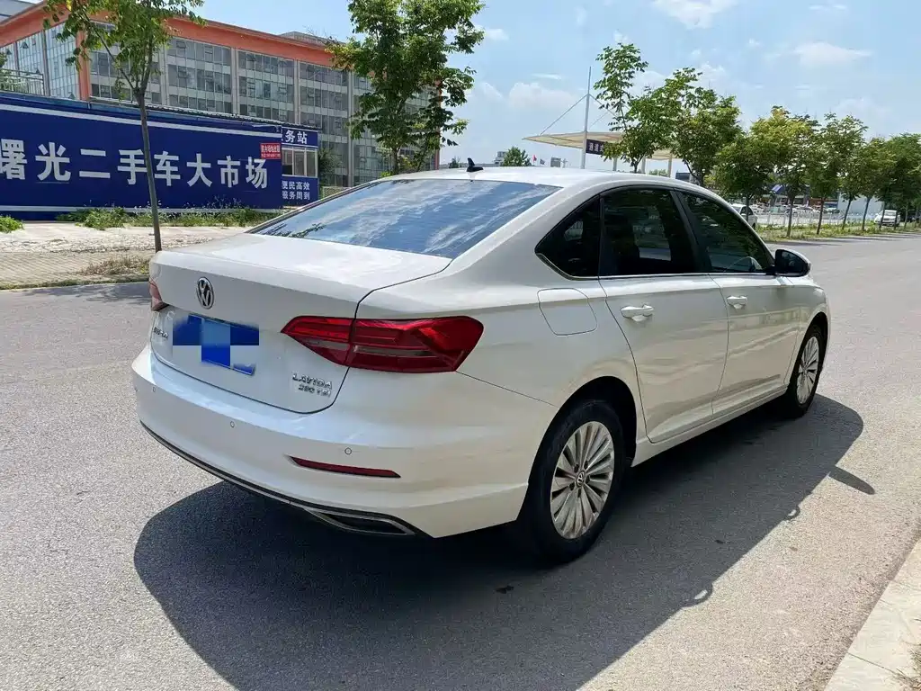 Lavida 280 TSI DSG Comfort CN-VI